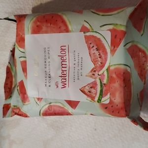 Makeup remover watermelon flavor wipes
